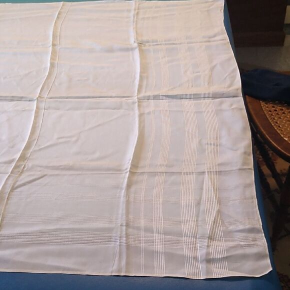 Elegant White  Scarf/Tablecloth Shimmers White stitching Cottagecore - Picture 1 of 8